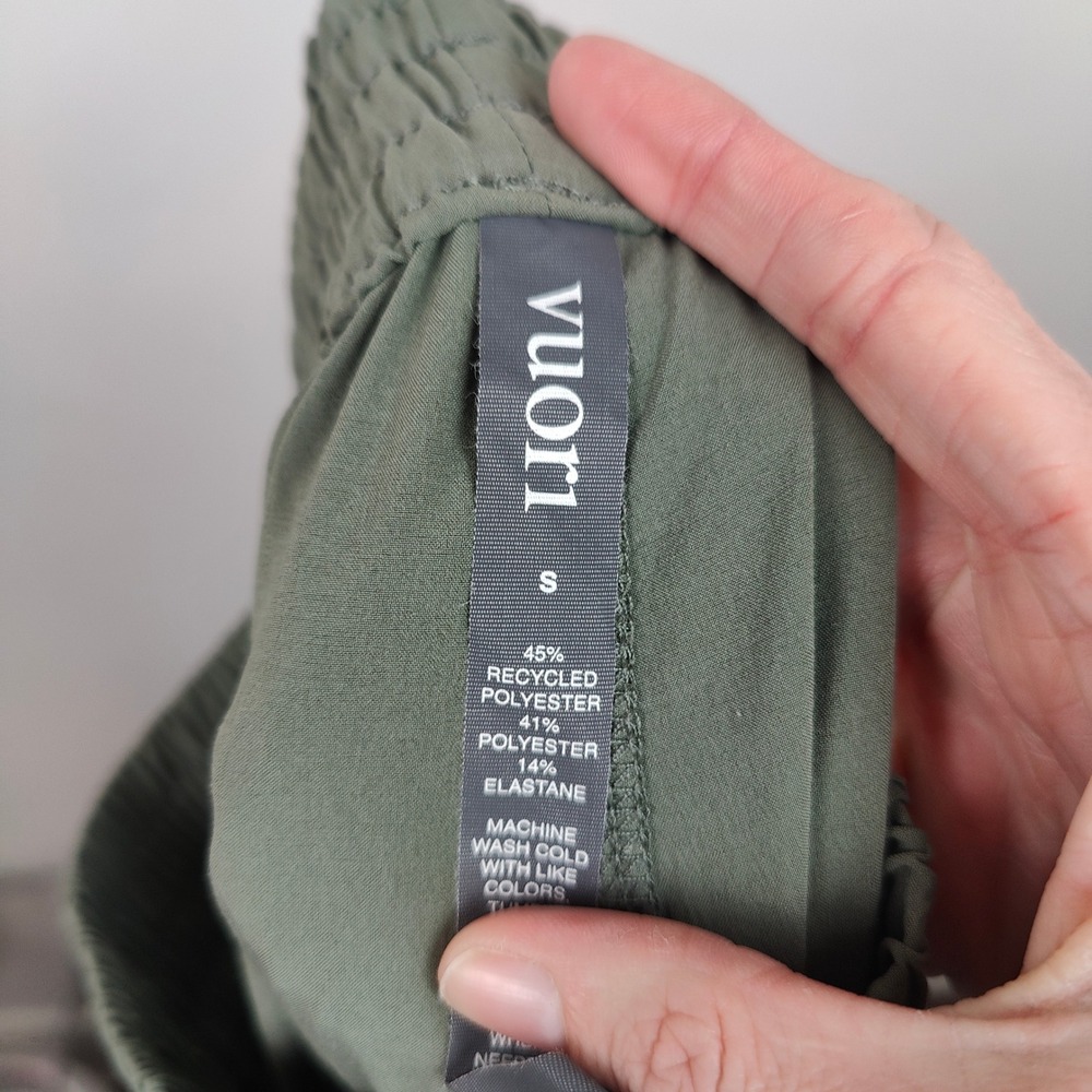Vuori Villa Joggers Womens Small Sage Green Smocked Waist Performance Running - Picture 8 of 10